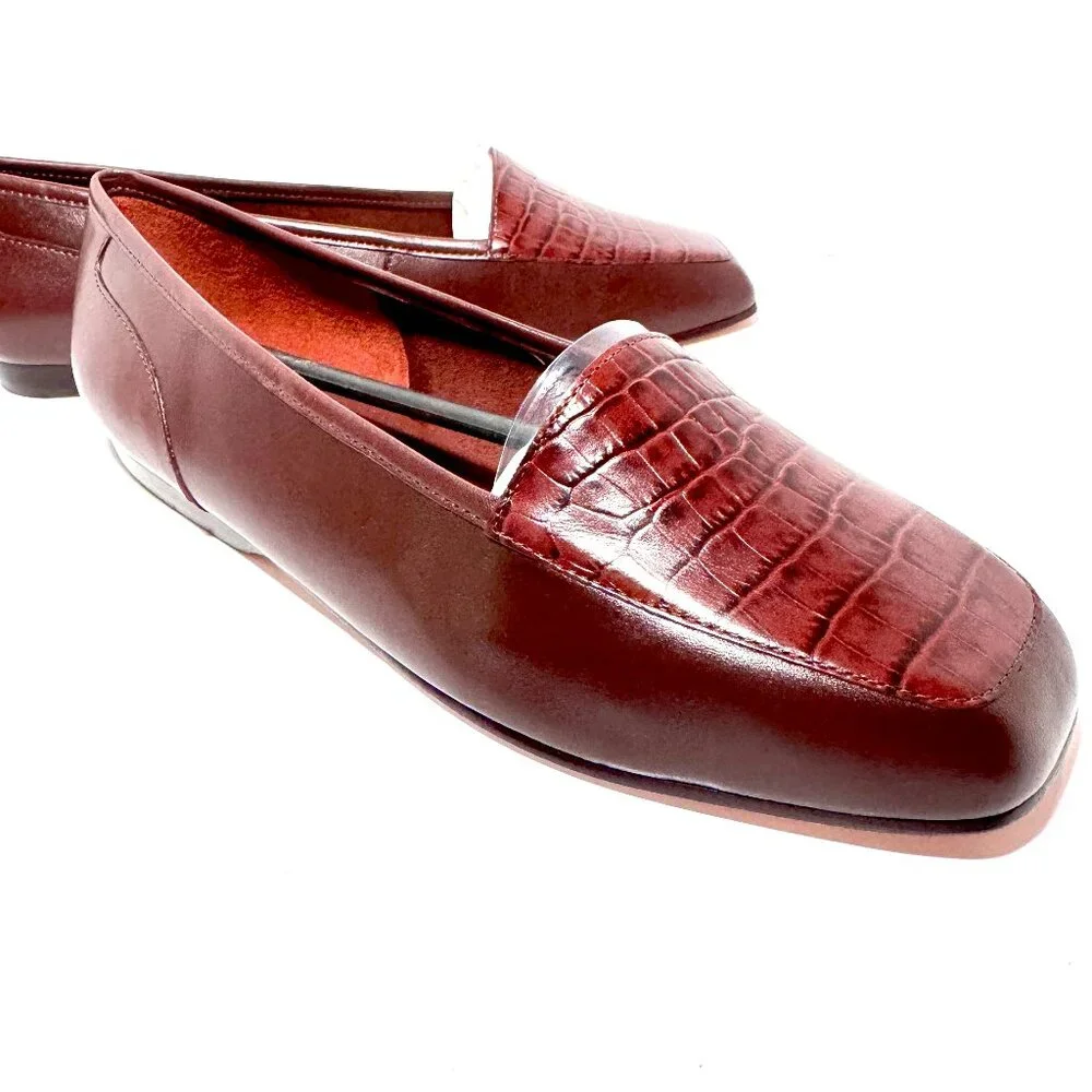 NWOT, Enzo Angiolini Leather Square Toe Loafers, size 8.5W, brown - Picture 1 of 7